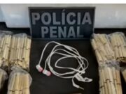 19:39 –
Dupla de advogados é presa tentando entrar com cigarros e fones de ouvido na PCE em Cuiabá