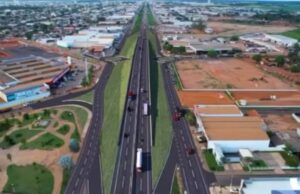 19:43 –
Trânsito na BR-163 em Sinop será desviado a partir desta sexta para construção de viadutos: confira rotas