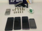 09:30 –
Polícia Militar prende dois suspeitos com arma, drogas e mandados em aberto em MT