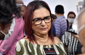 Rosa Neide diz que só vai a federal se grupo formar chapa forte