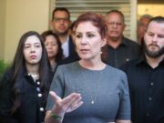 Carla Zambelli deixa o Brasil e diz que pedirá licença do mandato | Blog da Andréia Sadi