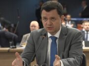 Torres diz que perdeu celular nos EUA ao saber sobre ordem de prisão