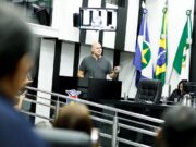 Prefeito debate acolhimento de crianças vítimas de violência na Câmara