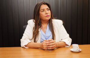 Vereadora diz que Saúde precisa melhorar e dá nota 7 para Abílio