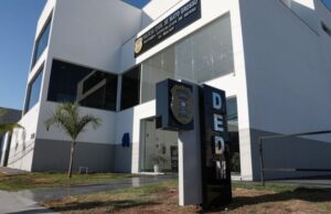 Motorista de aplicativo é preso suspeito de estuprar passageira