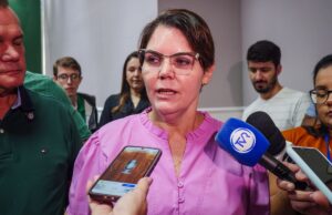 Deputada critica PEC de Lula e fala em invasão de competência