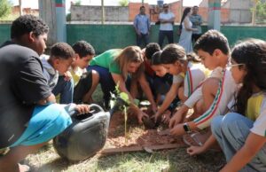 Prefeitura e TCE firmam parceria e levam educação ecológica para 388 alunos
