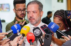 Araújo projeta 3 eleitos à Câmara e espera Virginia puxando votos