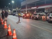 Operação na Isaac Póvoas prende 10 motoristas embriagados