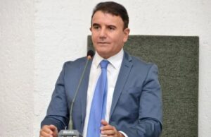 Prefeito de Palmas é preso pela PF por vazamento de informação