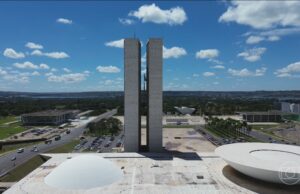 Governo avalia reverter na Justiça a derrubada do aumento do IOF