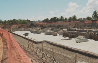 Vitrine do governo, obras do PAC têm restrições de recursos e paralisações