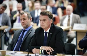 PGR pede ao STF condenação de Bolsonaro e mais sete réus por trama golpista