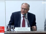 Governo não planeja pedir aos EUA adiamento de tarifaço, diz Alckmin