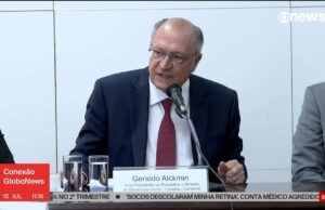 Governo não planeja pedir aos EUA adiamento de tarifaço, diz Alckmin
