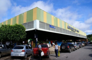 Idosa é roubada e agredida no estacionamento da Feira do Porto