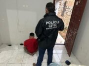 07:13 –
Polícia prende advogada e esposa de faccionado em operação contra tráfico e assasinatos