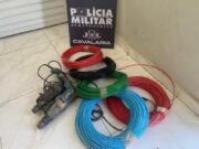 14:51 – 
							PM prende homem por furto de fiação elétrica no Parque Novo Mato Grosso; comparsa foge para mata