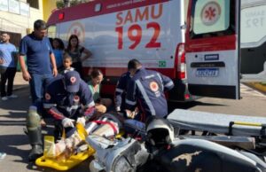 15:10 –
Gestante de seis meses sofre fratura exposta em batida envolvendo motocicleta e dois carros