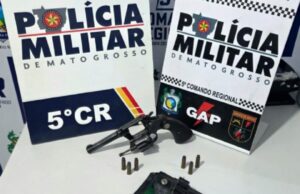 18:02 –
Homem de 27 anos é preso após ameaçar irmão de morte para proteger mãe