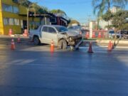 08:16 –
Vítima é executada com três tiros dentro de caminhonete em Cuiabá; suspeito fugiu a pé