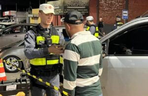 10:14 –
Oito são presos e 46 veículos são apreendidos durante Operação Lei Seca em Várzea Grande