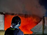 15:33 –
Incêndio destrói loja de autopeças em avenida de Cuiabá