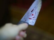 09:25 –
Jovem é esfaqueada e agredida por rival perto de bar; suspeita fugiu