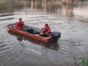 09:55 –
Busca por adolescente de 13 anos que se afogou em rio entra no terceiro dia
