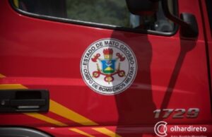 08:05 –
Homem fica ferido em batida entre motocicleta e Uno na BR-364