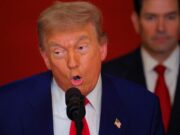 Trump anuncia novas tarifas de 25% a 40% em cartas para chefes de Estado