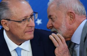 Lula se reúne hoje com Alckmin para definir plano após tarifaço