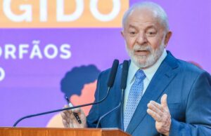 Lula eleva tom contra adversários e busca ampliar base