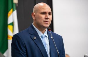 Abilio se diz insatisfeito com professores e quer privatizar Educação