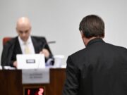 Moraes vê irregularidade 'isolada' e nega prisão preventiva a Bolsonaro