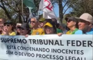 Bolsonaristas fazem ato em Brasília contra Moraes e Lula