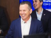 Mauro Mendes recebe a mais alta honraria do estado de Goiás