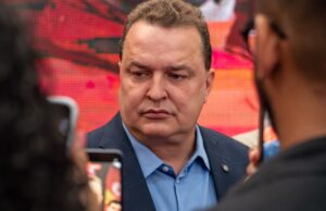 Max diz que cenário é indefinido e pode surgir novo nome