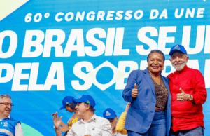 Com Lula, ministra da Cultura participa da abertura do 60º Congresso da UNE em Goiânia (GO) — Ministério da Cultura