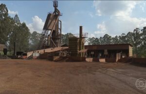 Empresas brasileiras recorrem a férias coletivas e paralisações temporárias para minimizar impactos de tarifaço de Trump | Jornal Nacional