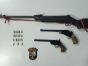 Polícia impede furto de gado em fazenda por três homens e dois adolescentes