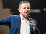 Não podemos aceitar que eles coloquem o dedo na nossa cara