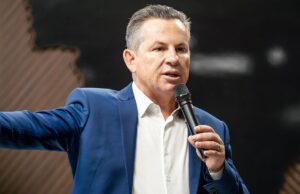 Não podemos aceitar que eles coloquem o dedo na nossa cara