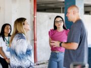 Prefeito e primeira-dama apresentam futura casa do autista para vice-presidente do TJ