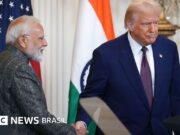 Tarifa de Trump: Índia terá taxa extra de 25% por comprar petróleo russo