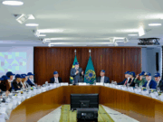 Margareth Menezes participa de reunião ministerial que reafirma soberania do Brasil — Ministério da Cultura