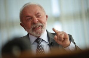 Lula vai falar com Brics e rejeita ligar para Trump: 'Não vou me humilhar'