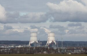 Ucrânia ataca com drones e provoca incêndio em usina nuclear russa