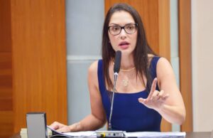 Janaina repudia vereador: “Fala criminosa; merece ficar inelegível”