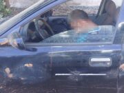 Acusado de atropelar criança é encontrado dormindo no carro